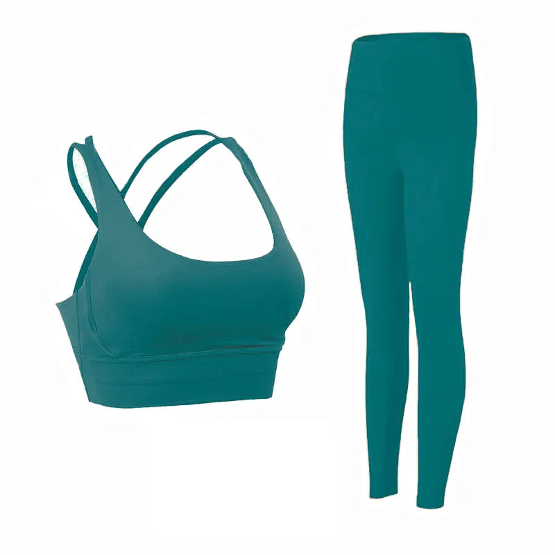 Sports set of leggings with bra.